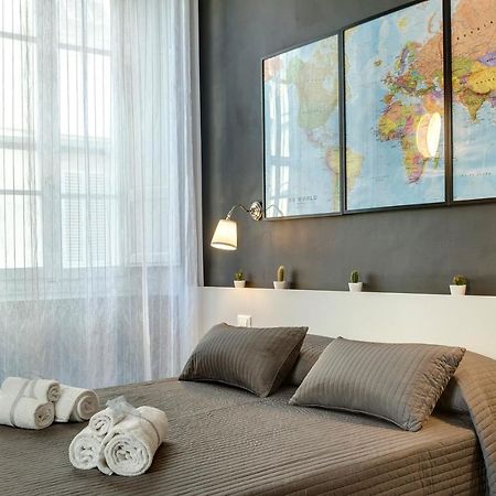 Al Consolato - Guest House Firenze Bagian luar foto