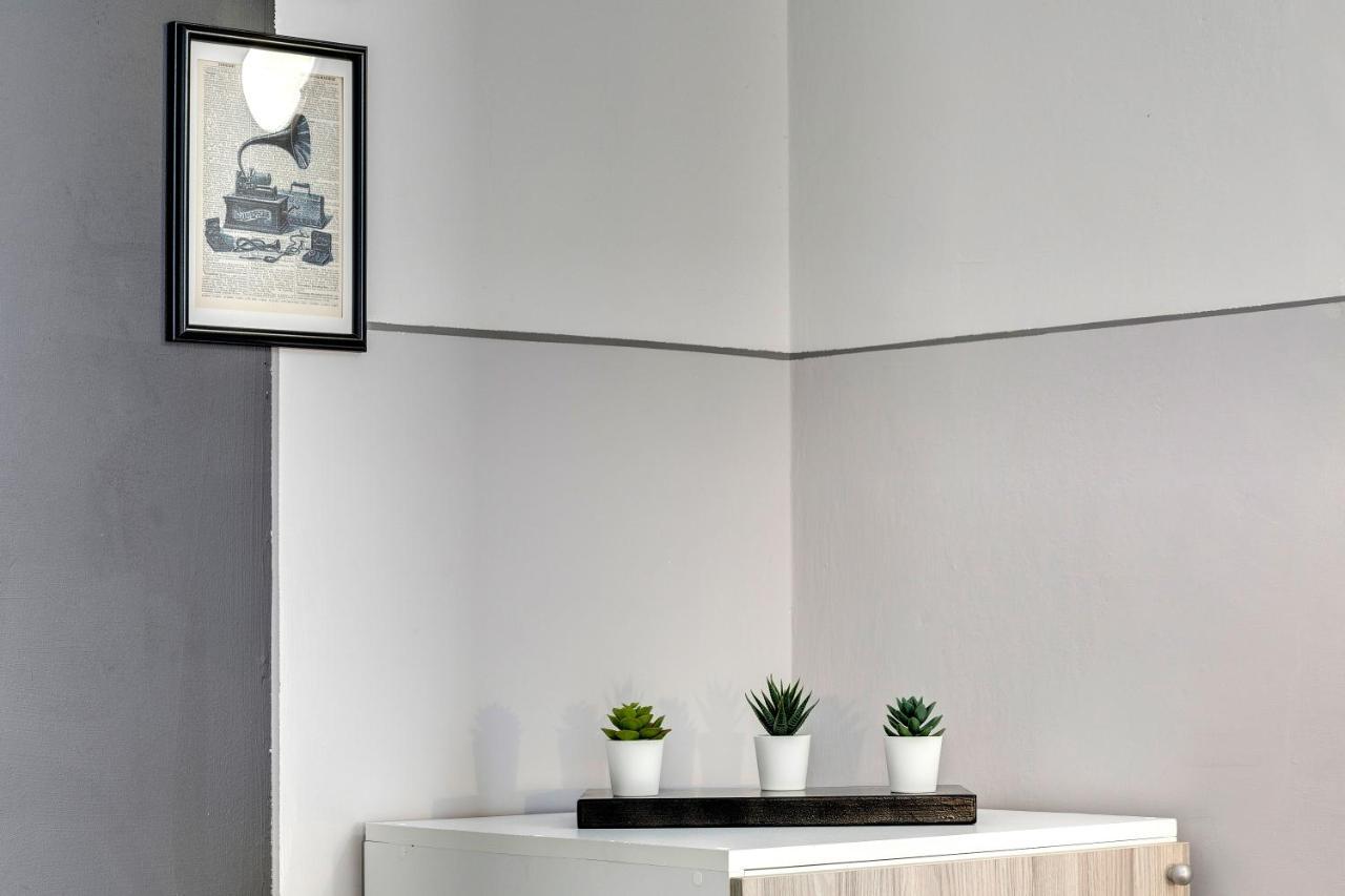 Al Consolato - Guest House Firenze Bagian luar foto