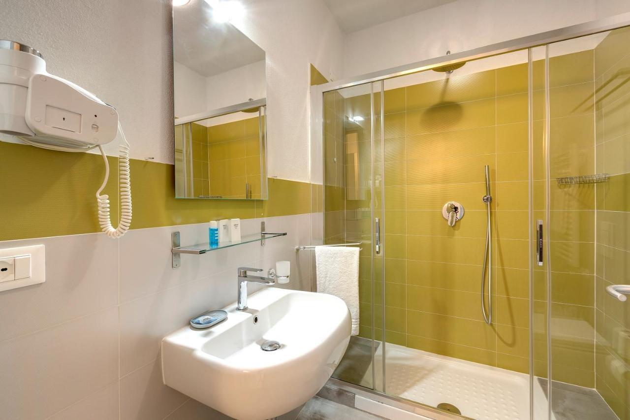 Al Consolato - Guest House Firenze Bagian luar foto
