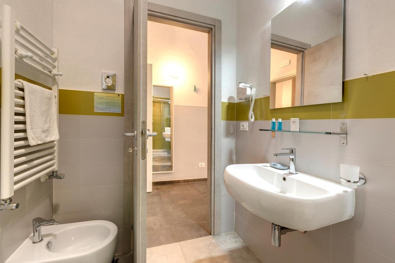 Al Consolato - Guest House Firenze Bagian luar foto